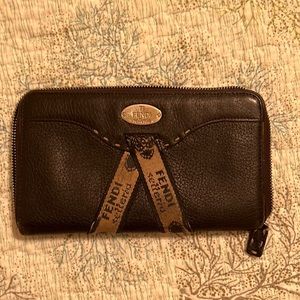 Extremely work fendi wallet